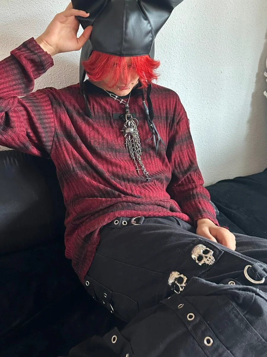 Jersey rojo a rayas