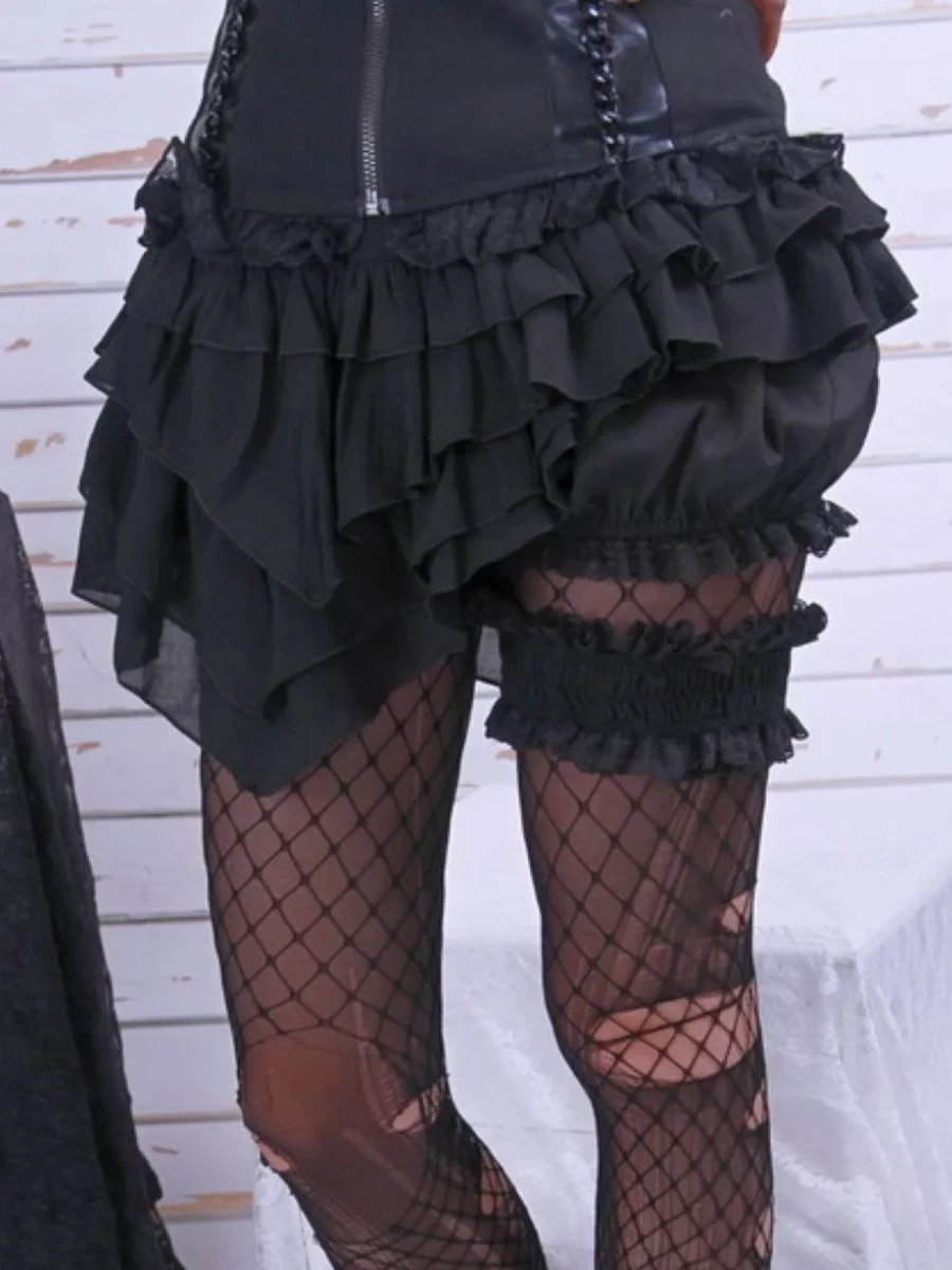 Gothic doll shorts